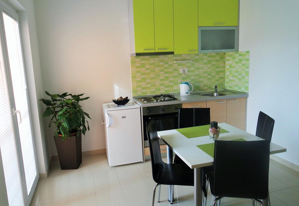 Apartments Harmonija Baška Voda Dış mekan fotoğraf
