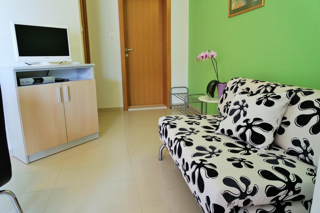 Apartments Harmonija Baška Voda Dış mekan fotoğraf