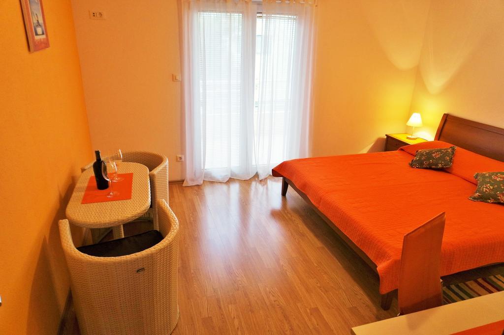 Apartments Harmonija Baška Voda Dış mekan fotoğraf